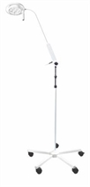 Cliquez sur l’image pour voir les détails du produit :Lampe Dr Mach LED 115C sur statif